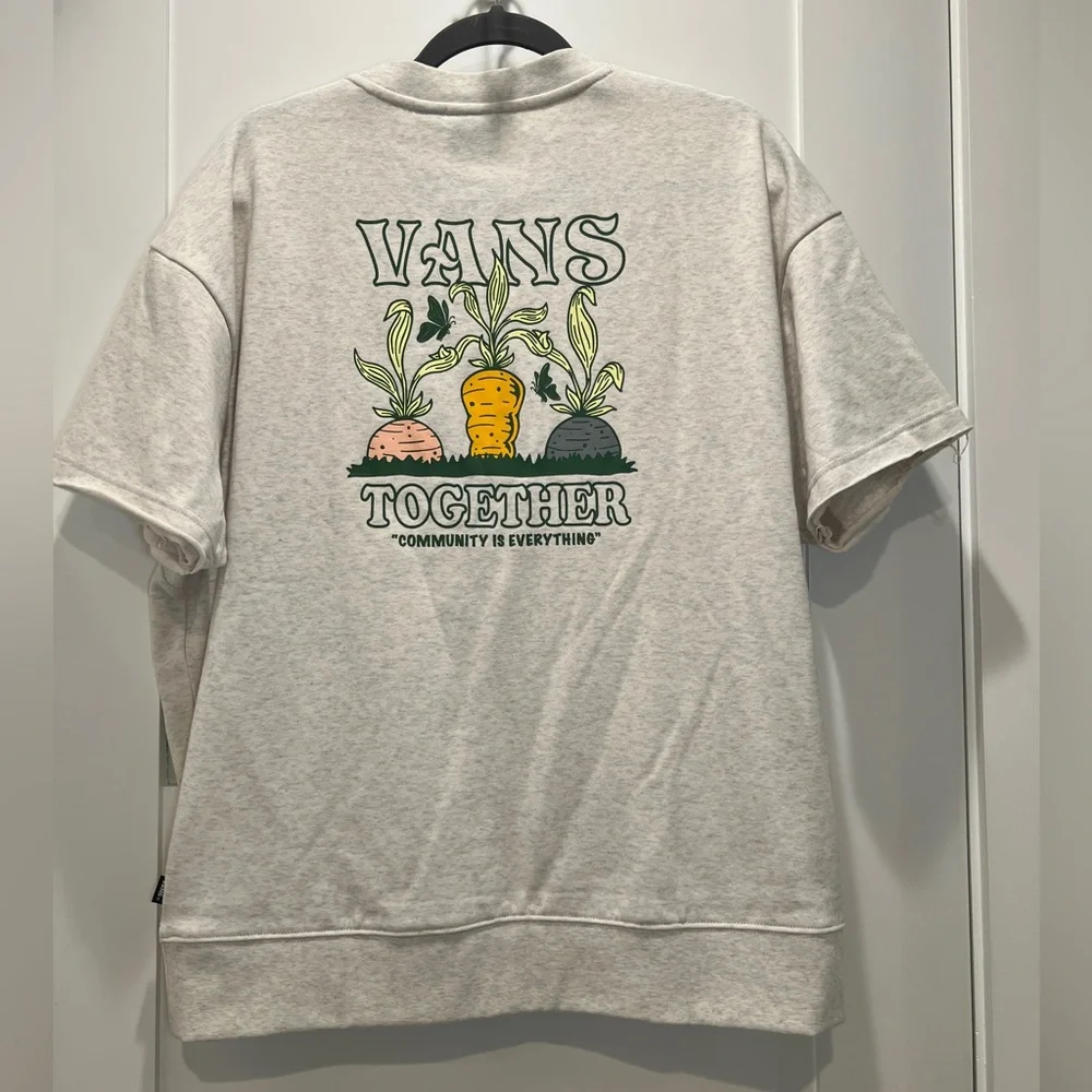 Like New Vans Fleece Crew Short Sleeve Sweatshirt Light Gray Graphic Medium - Picture 2 of 7